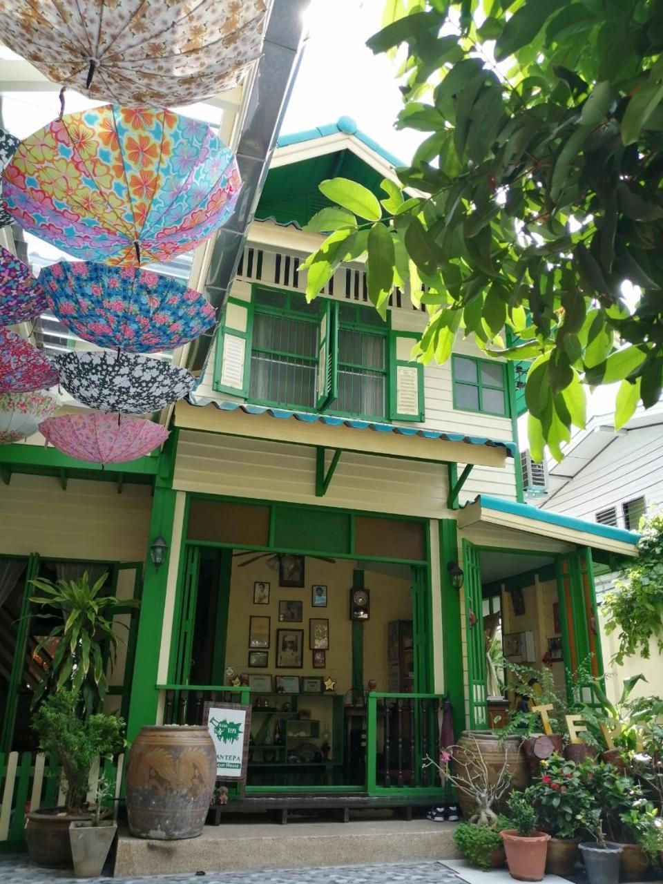 Baan Tepa Boutique House Bed and Breakfast Μπανγκόκ Εξωτερικό φωτογραφία